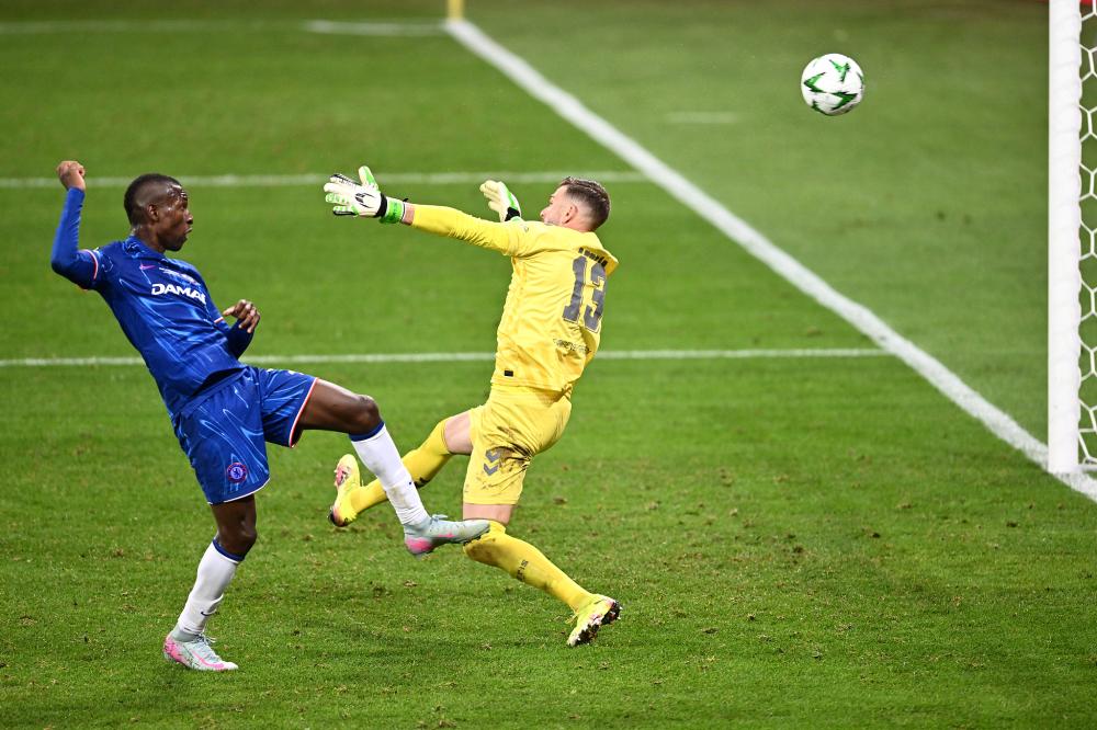 波特：帕奎塔能够挺过来很不容易；他在西汉姆联很开心