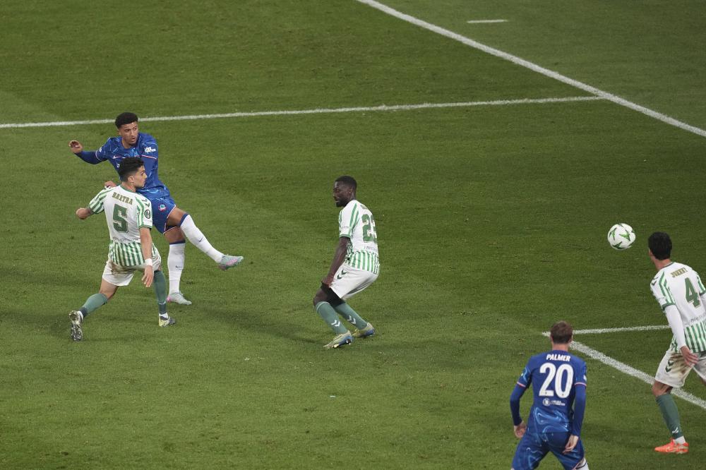 西甲战报：穆里奇双响，博约莫斯绝平，马略卡2-2奥萨苏纳