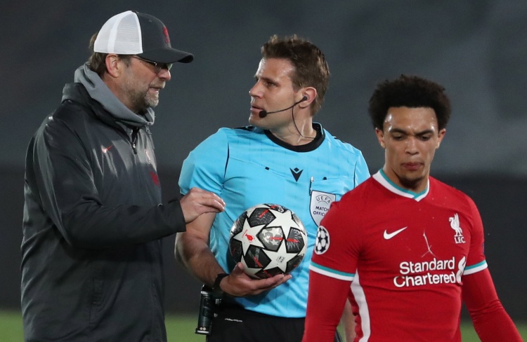 NBA战报：小瓦格纳37+6+7，布伦森空砍33+11，尼克斯121-133不敌魔术