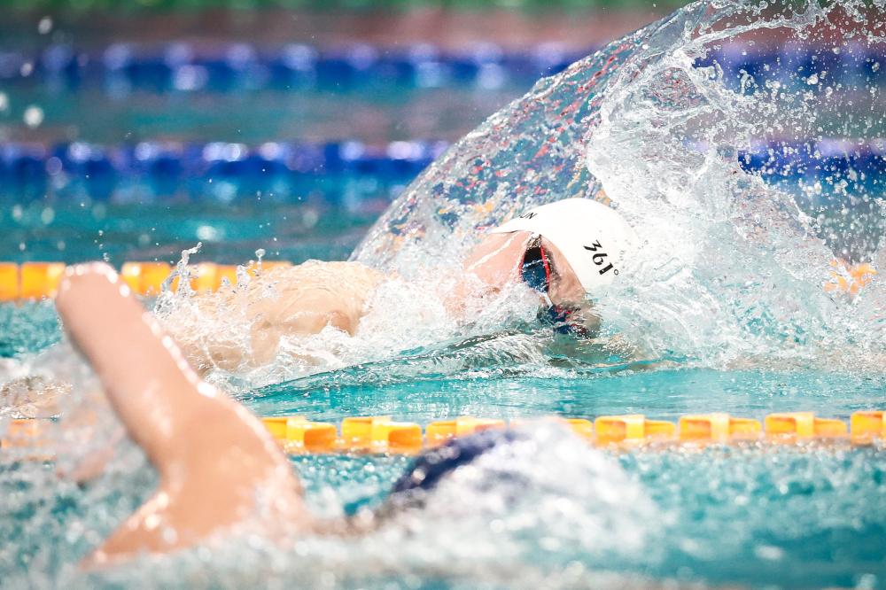 2025欧洲金童奖颁奖典礼：杜埃获得2025年金童奖